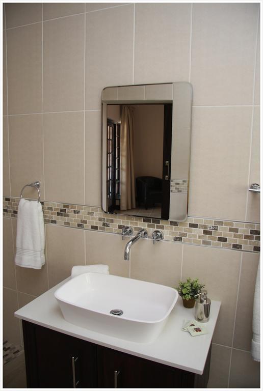 Be At Home Guesthouse Klerksdorp Camera foto
