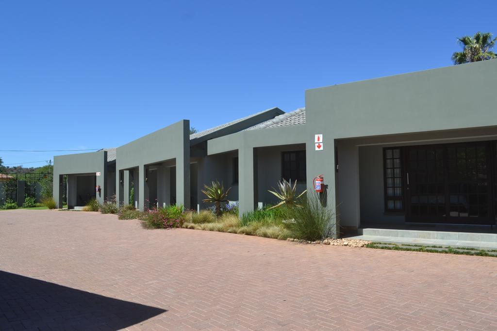 Be At Home Guesthouse Klerksdorp Esterno foto